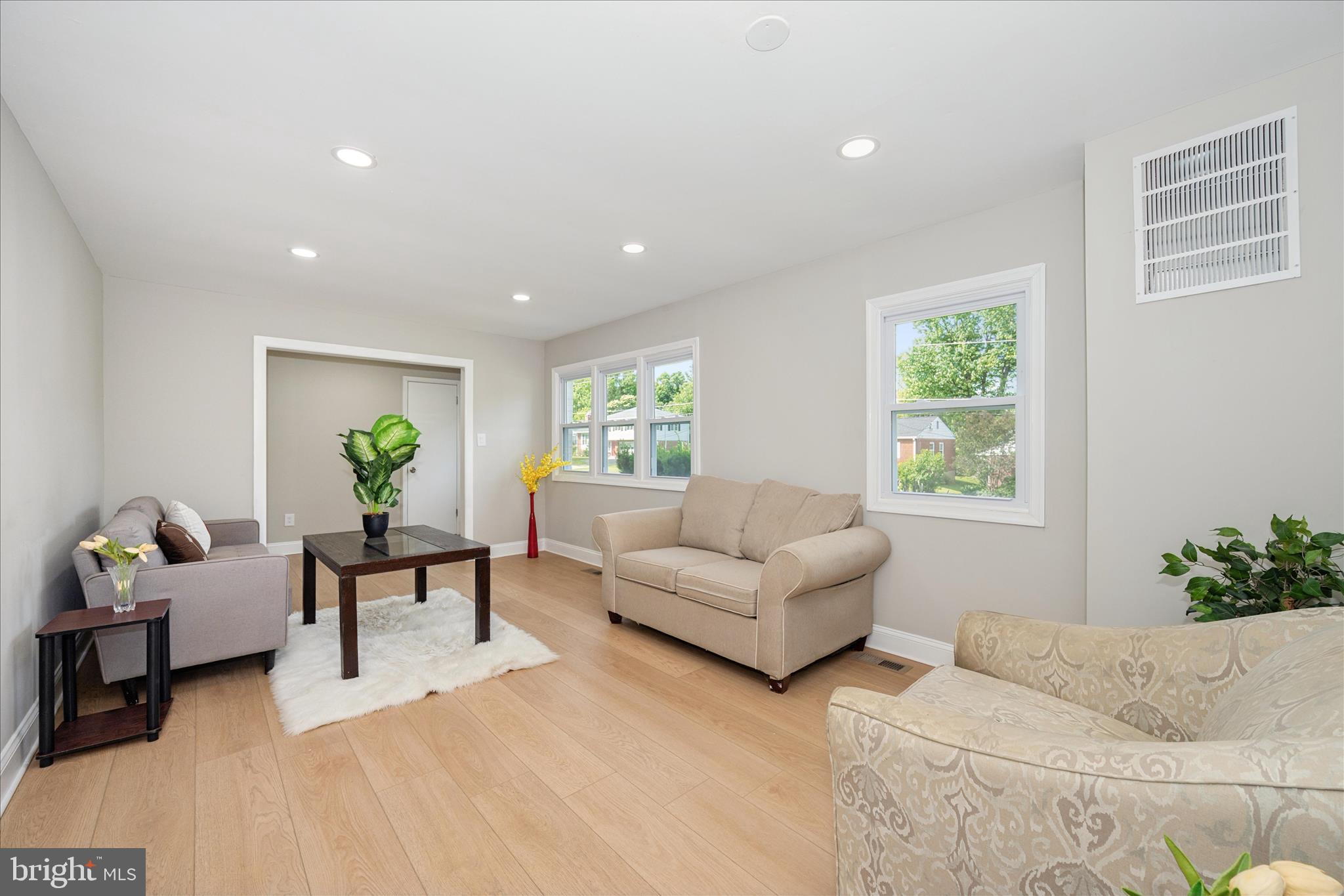 10607 LILAC PLACE