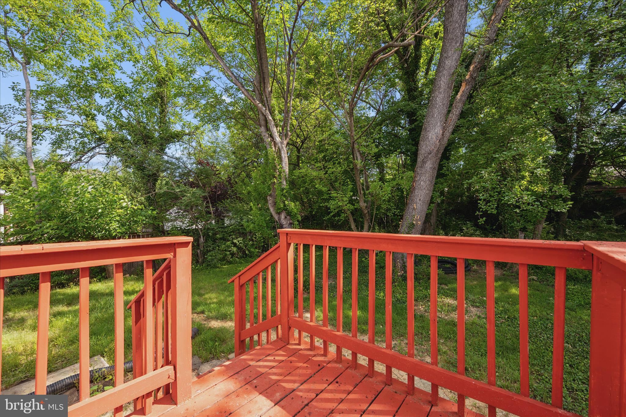 10607 LILAC PLACE