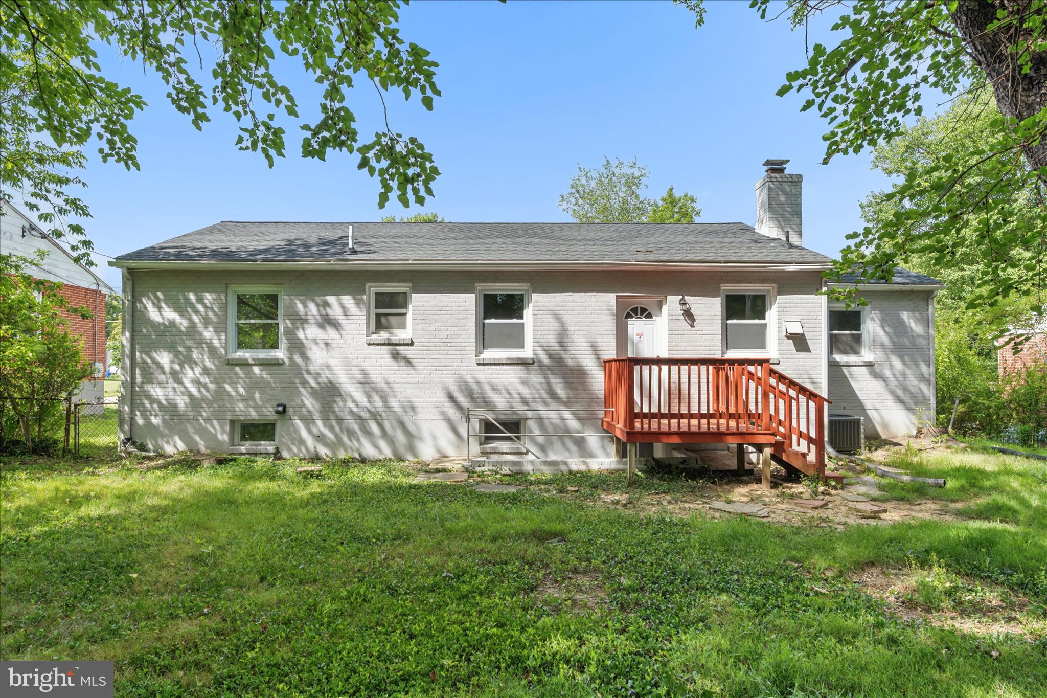 10607 LILAC PLACE