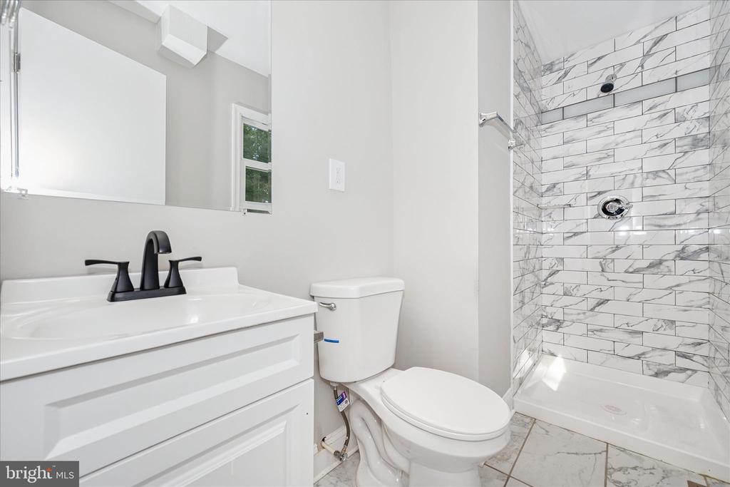 10607 LILAC PLACE