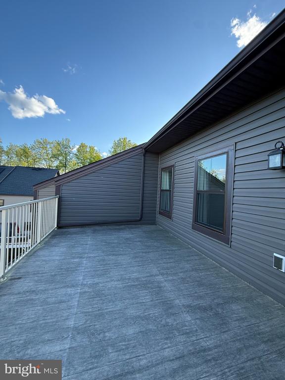 189 GREEN POPLAR LOOP