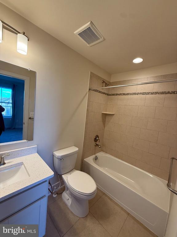 189 GREEN POPLAR LOOP