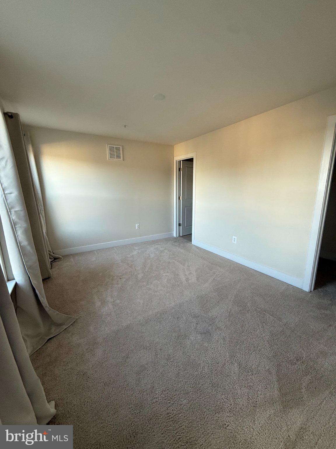 189 GREEN POPLAR LOOP