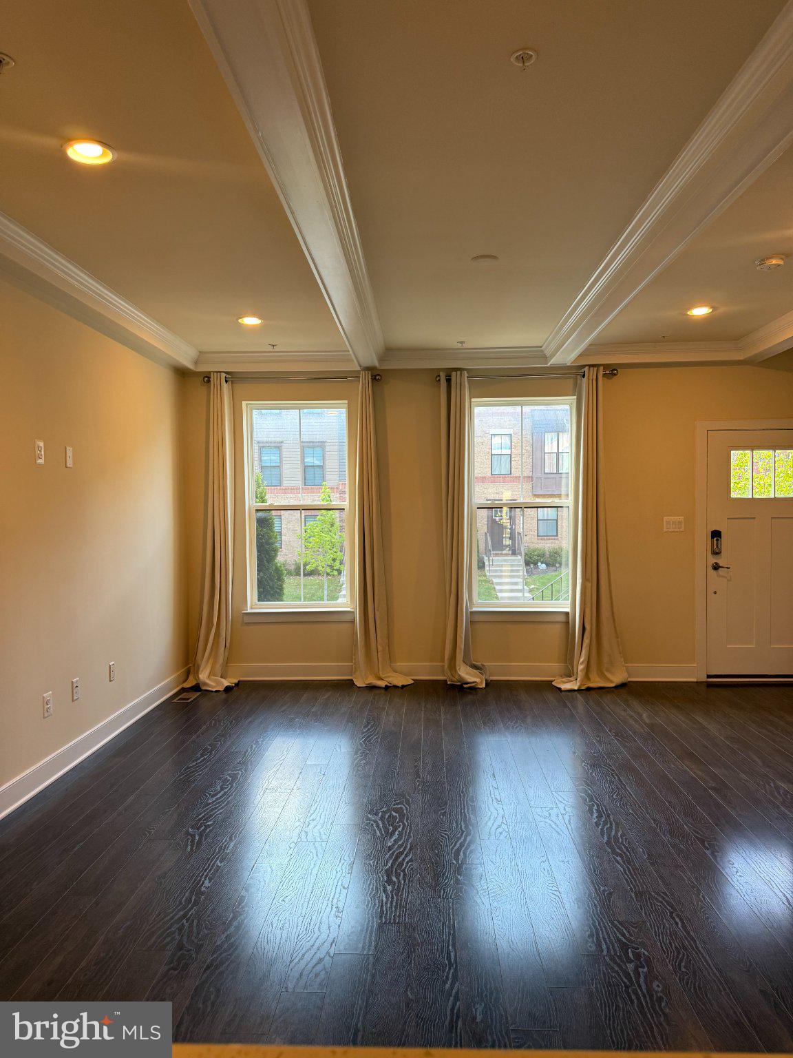189 GREEN POPLAR LOOP