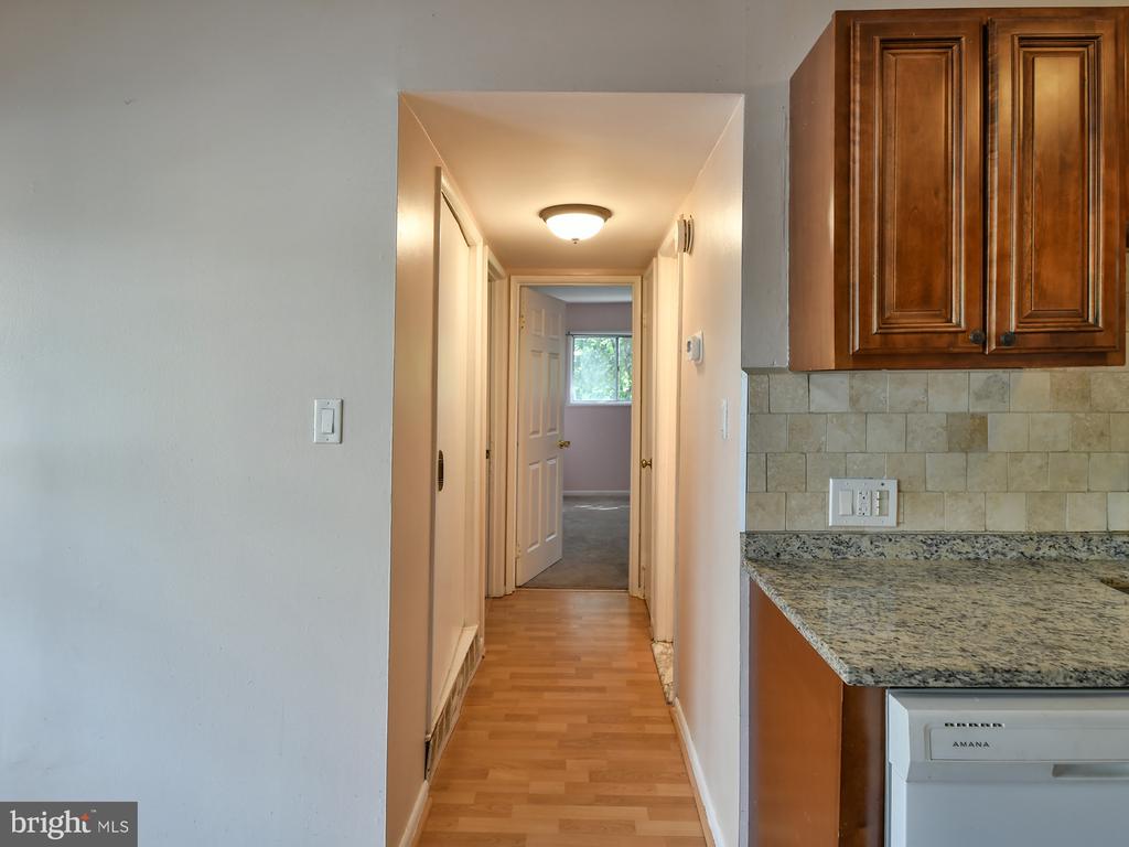 3421 UNIVERSITY BOULEVARD W 3421-2