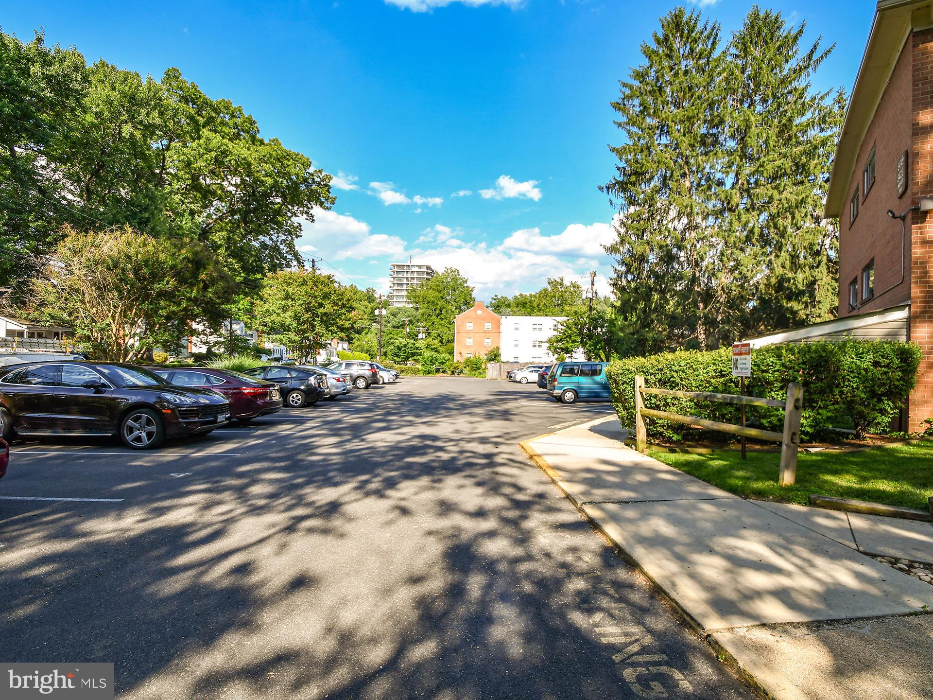 3421 UNIVERSITY BOULEVARD W 3421-2