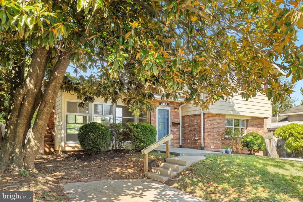 2302 VEIRS MILL ROAD