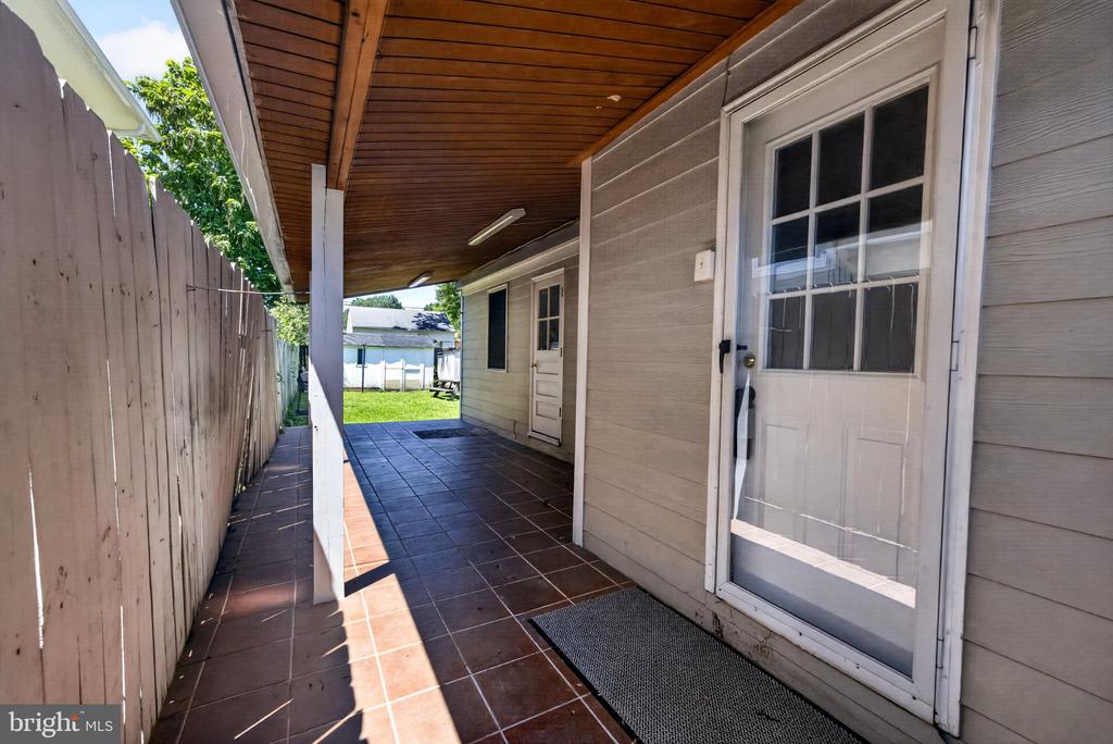 608 BURGUNDY DRIVE