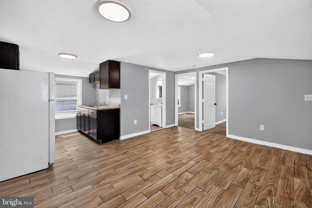 608 BURGUNDY DRIVE