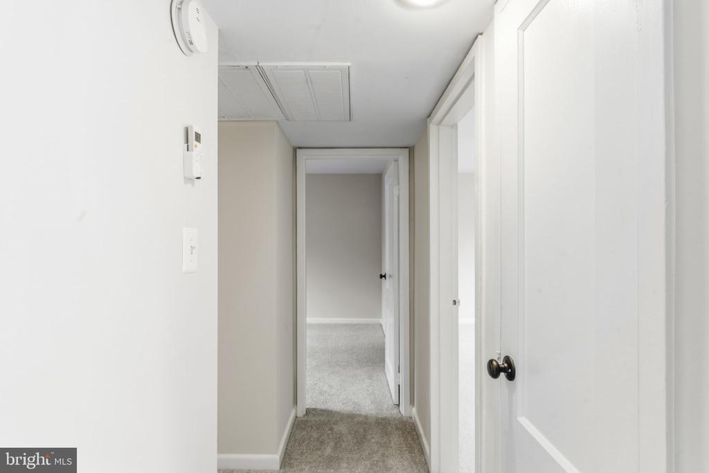 10413 MONTROSE AVENUE Unit: 202