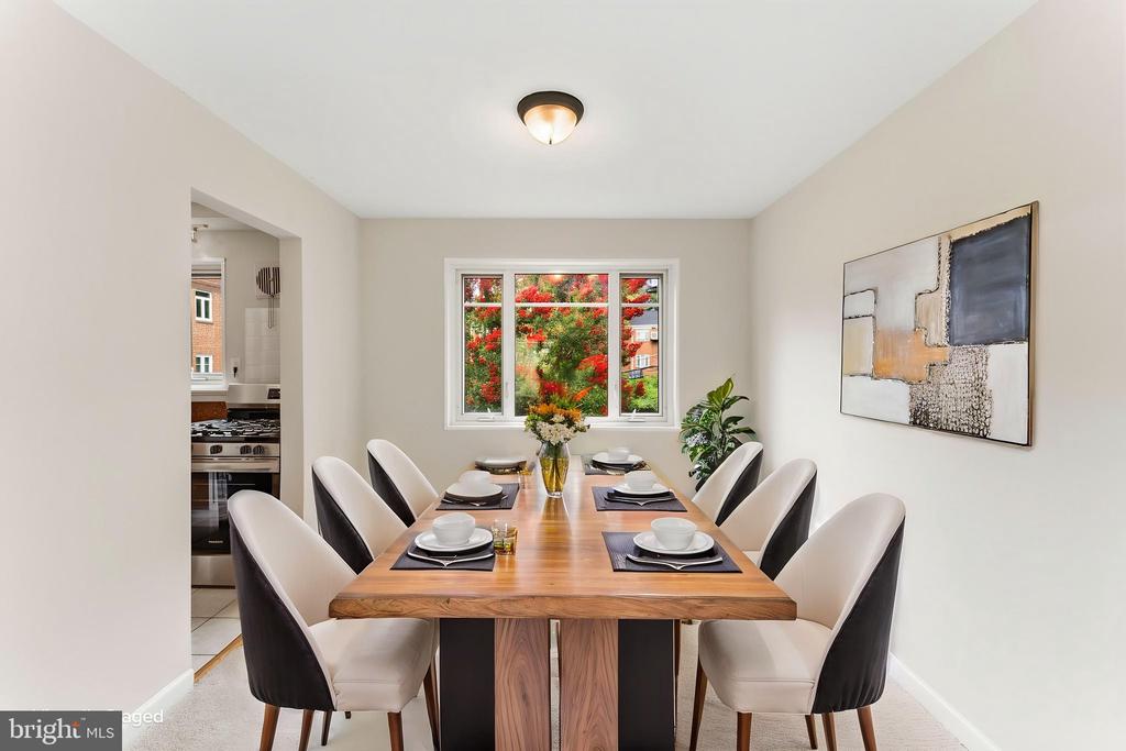 10413 MONTROSE AVENUE Unit: 202