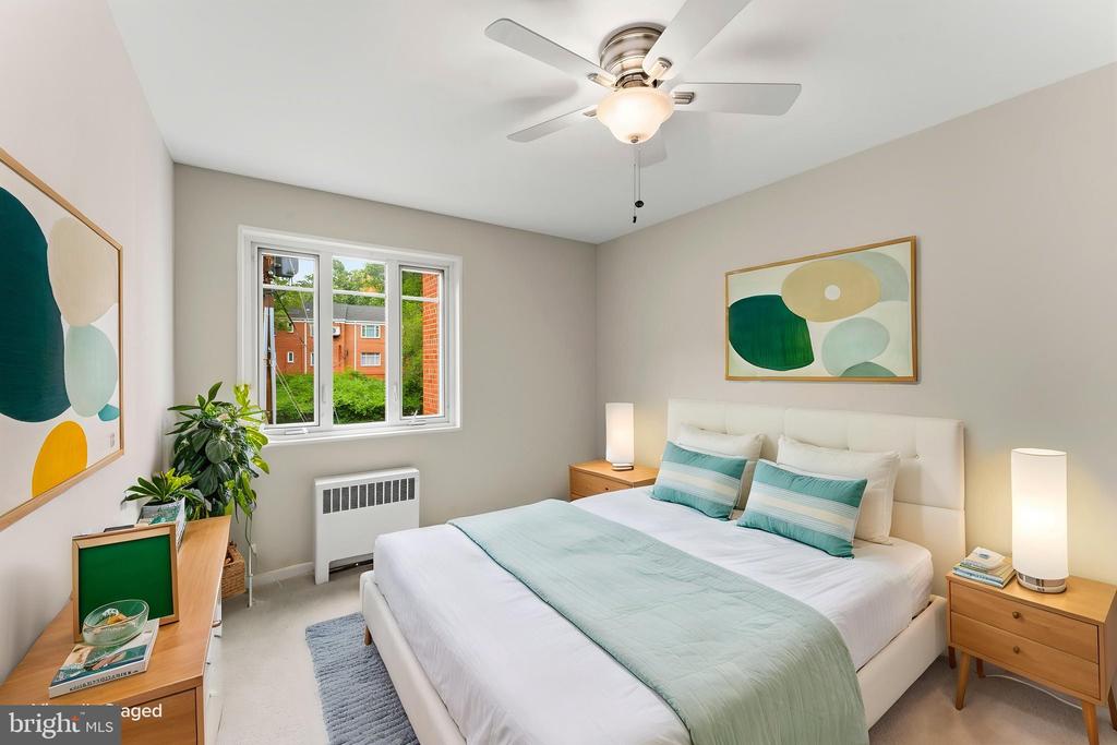 10413 MONTROSE AVENUE Unit: 202