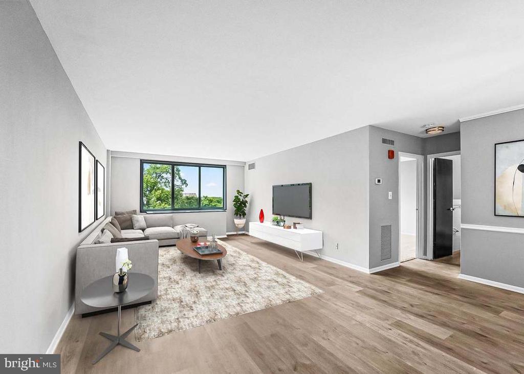 4977 BATTERY LANE Unit: 807