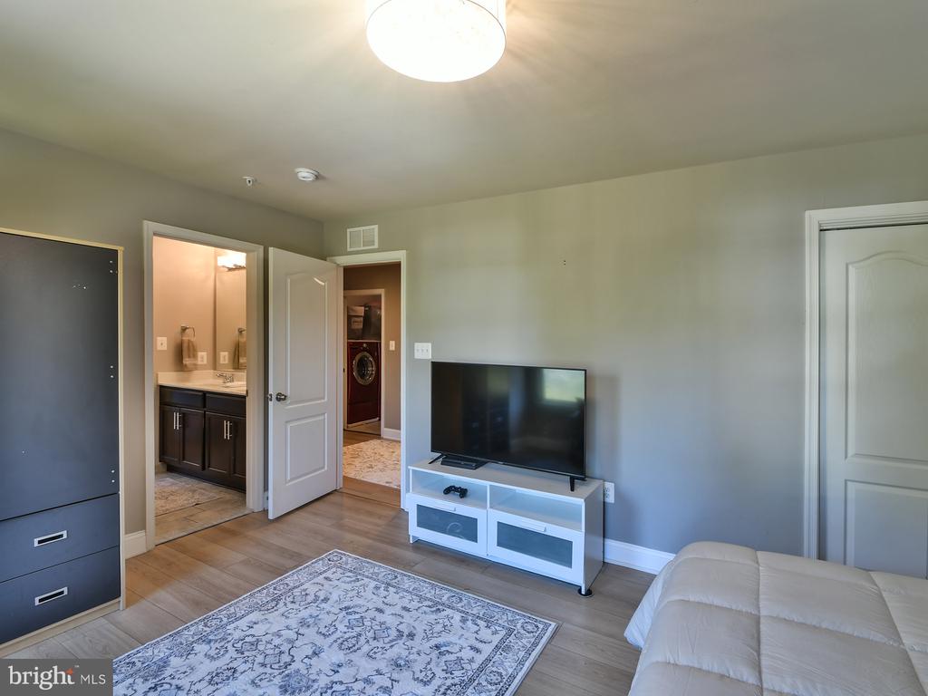 3020 BIG BEAR TERRACE
