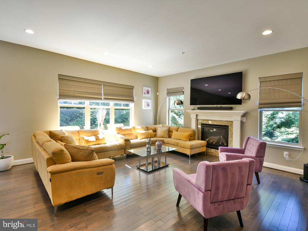 3020 BIG BEAR TERRACE