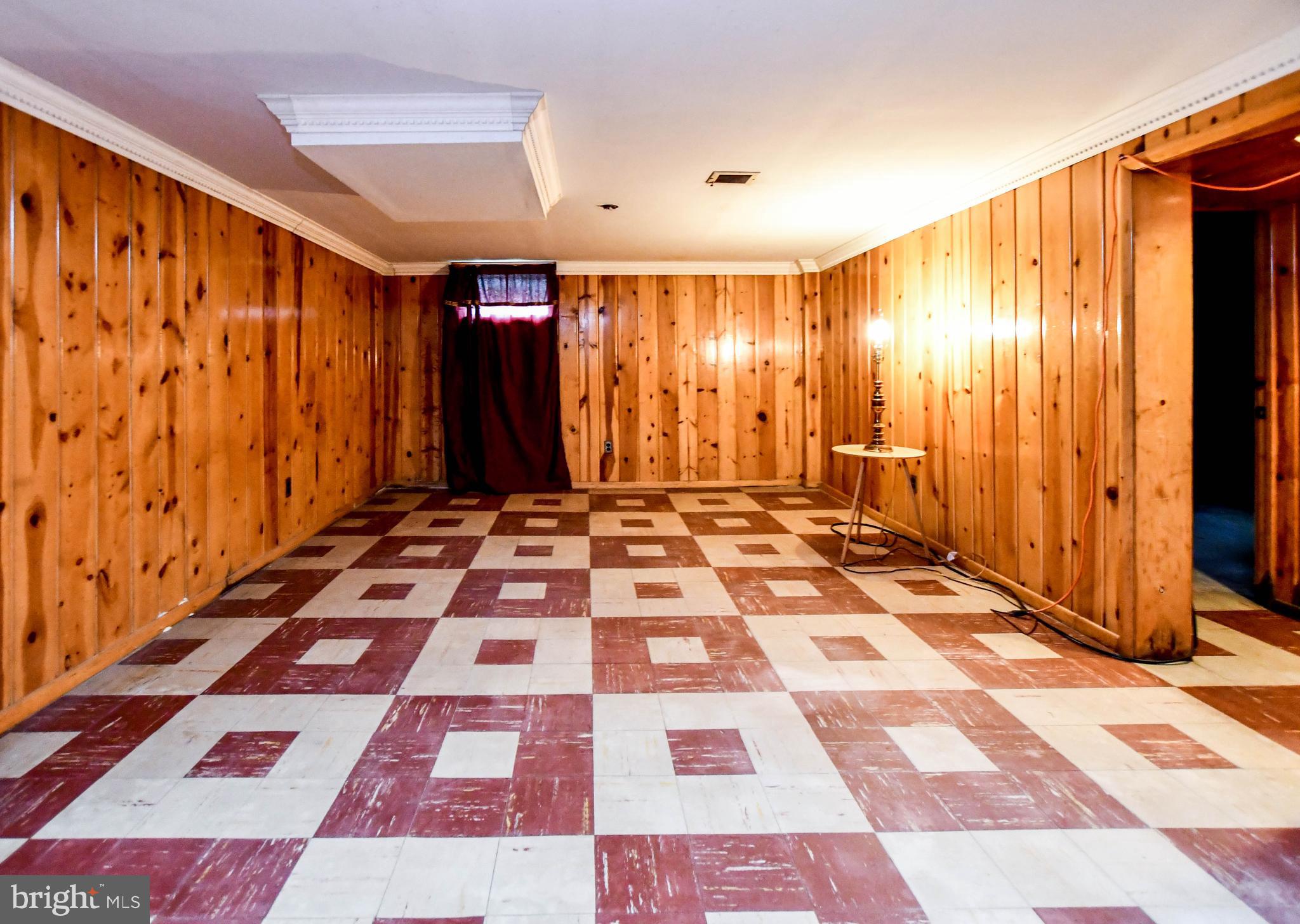 8022 New Riggs ROAD