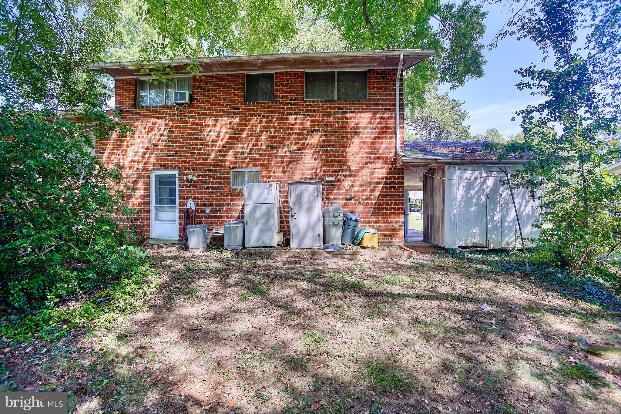 5305 Chesterfield DRIVE
