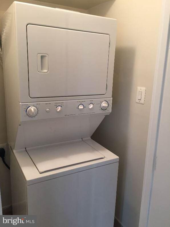 6307 Hil Mar DRIVE Unit: 1-14