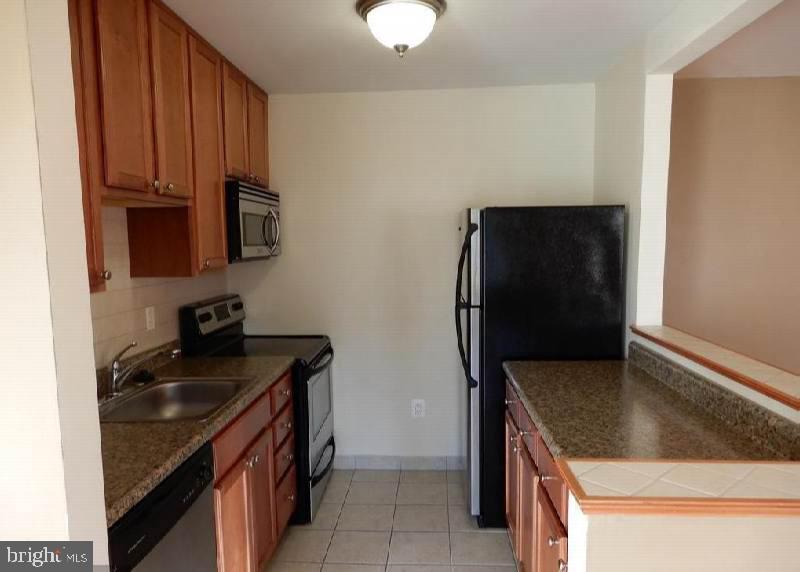 6307 Hil Mar DRIVE Unit: 1-14