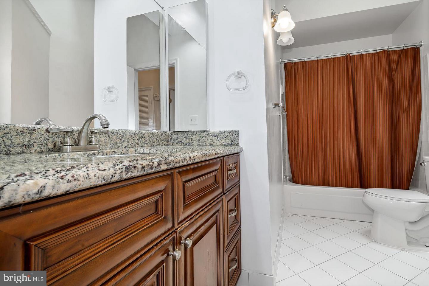 7902 Bayshore DRIVE Unit: 32