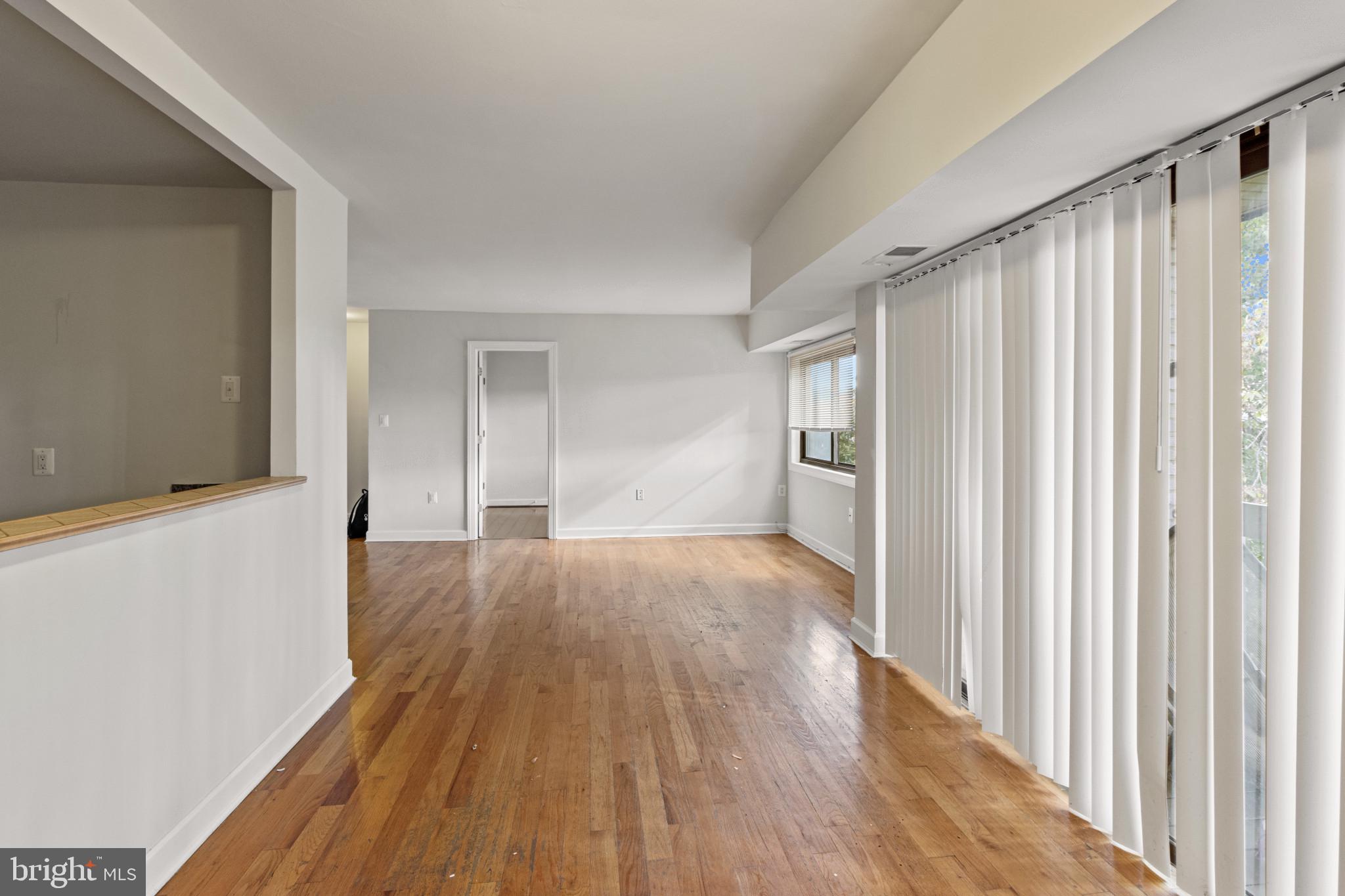 6308 Hil Mar DRIVE Unit: 14