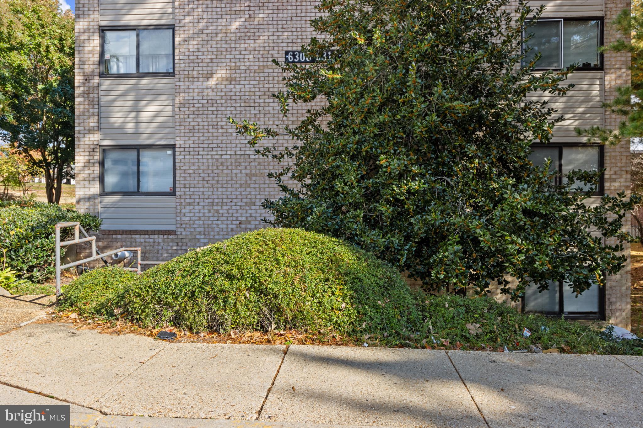 6308 Hil Mar DRIVE Unit: 14