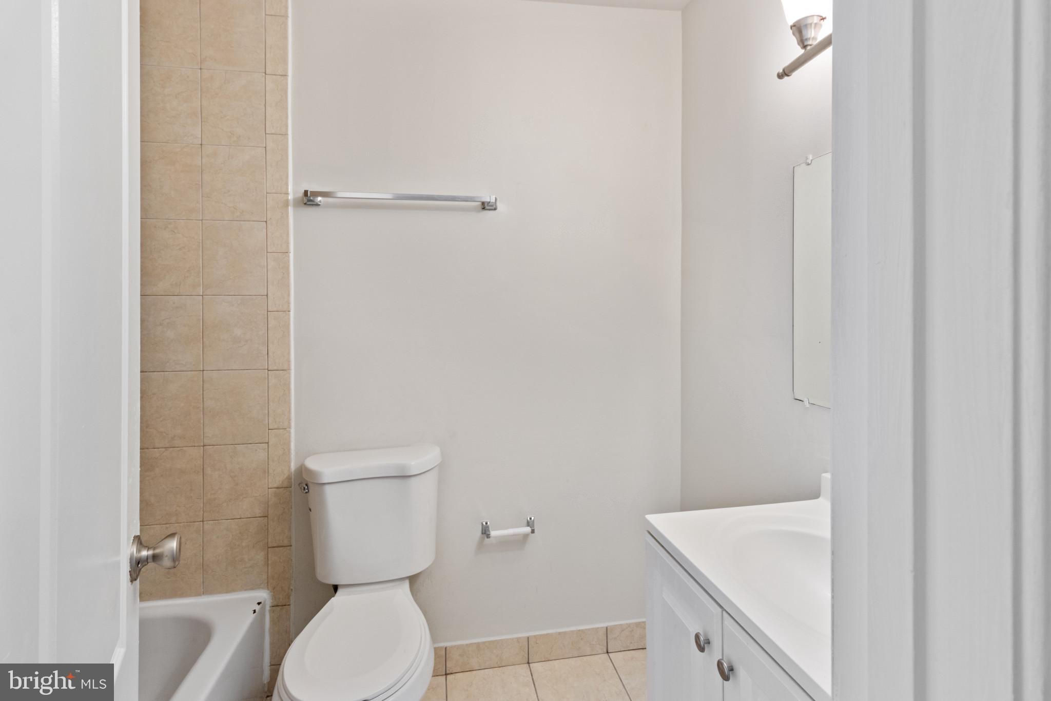6308 Hil Mar DRIVE Unit: 14