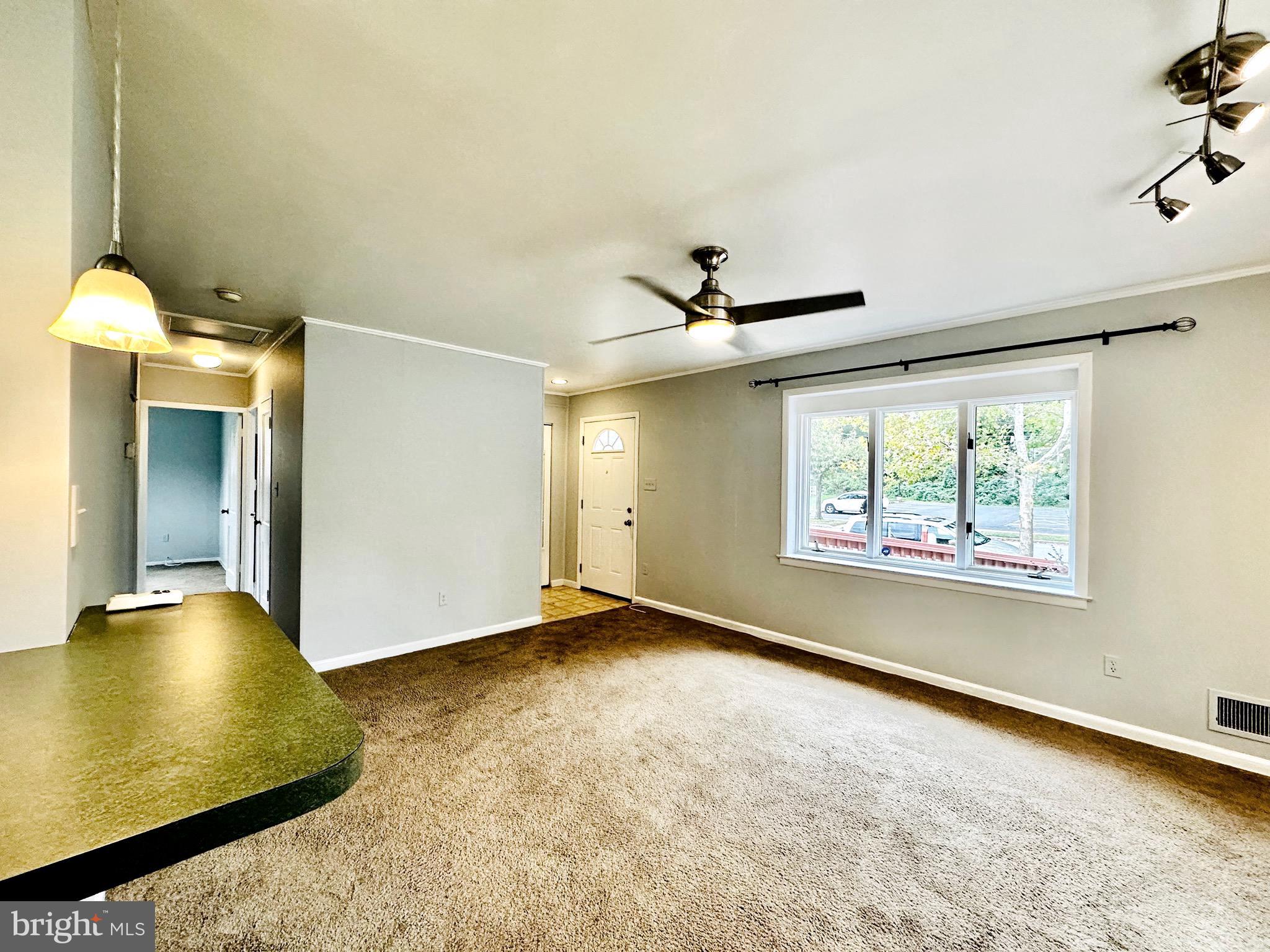 1043 Harrison DRIVE