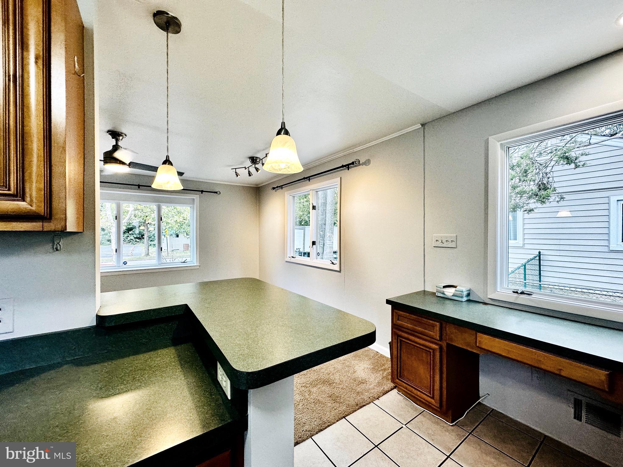 1043 Harrison DRIVE