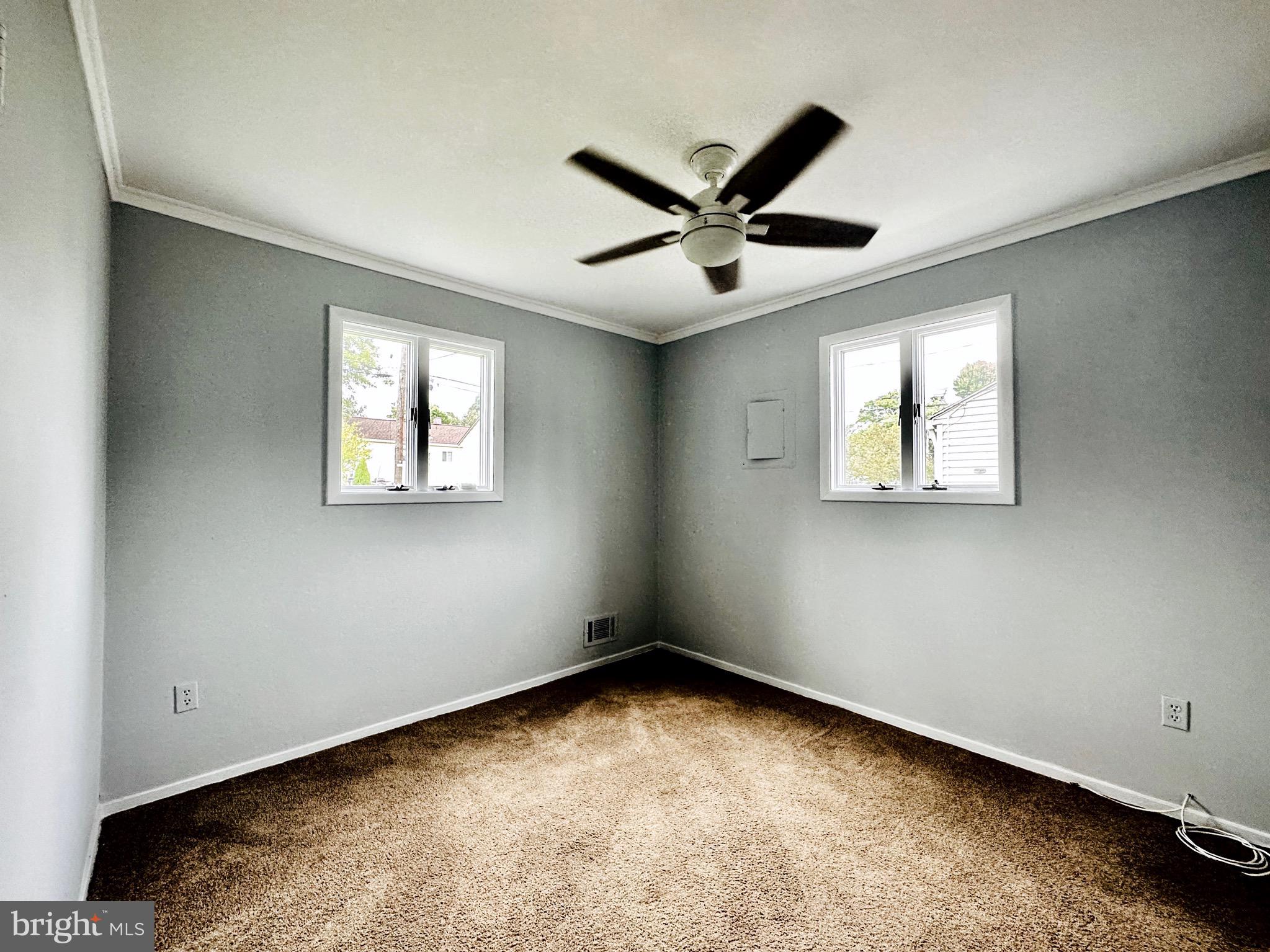 1043 Harrison DRIVE