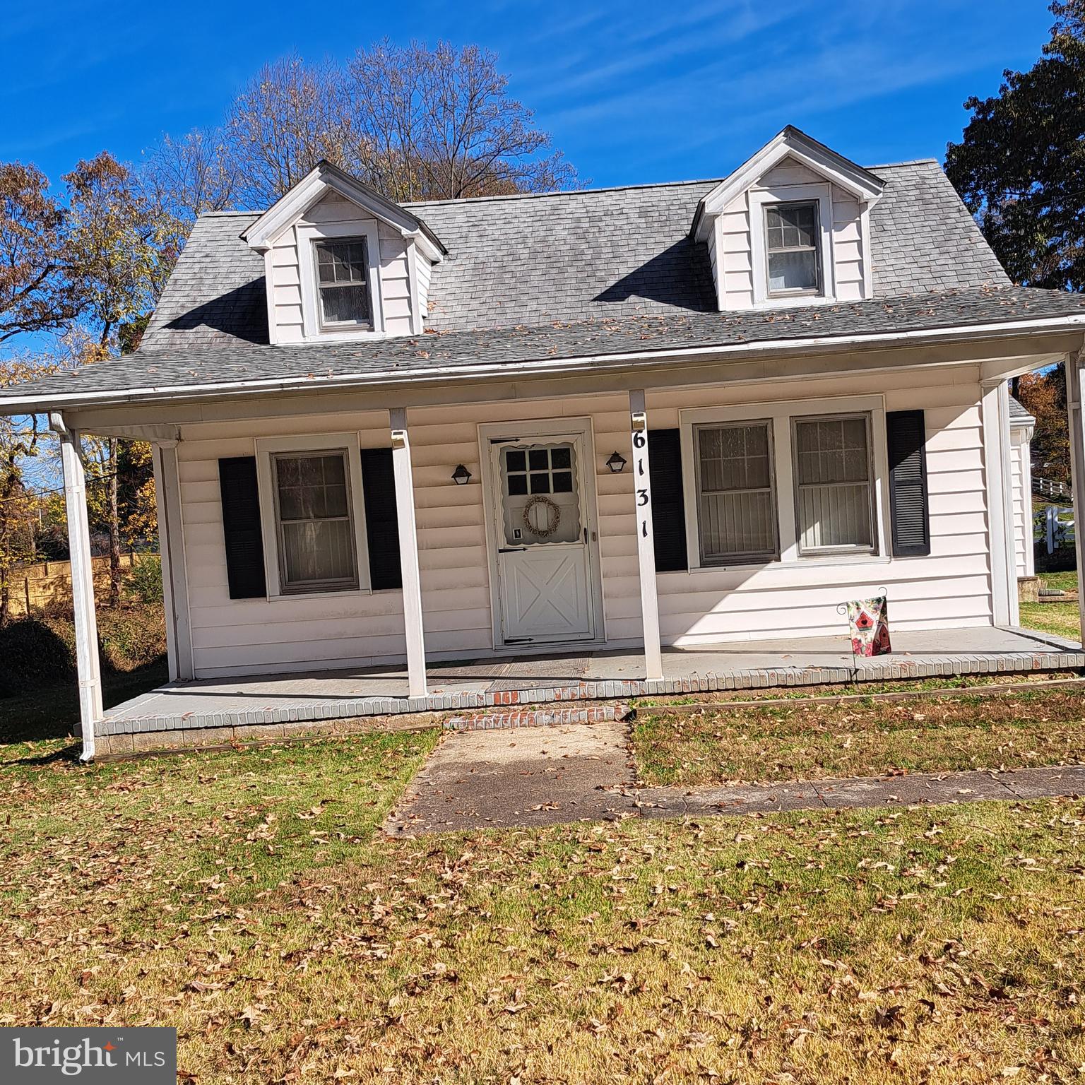6131 Naval AVENUE