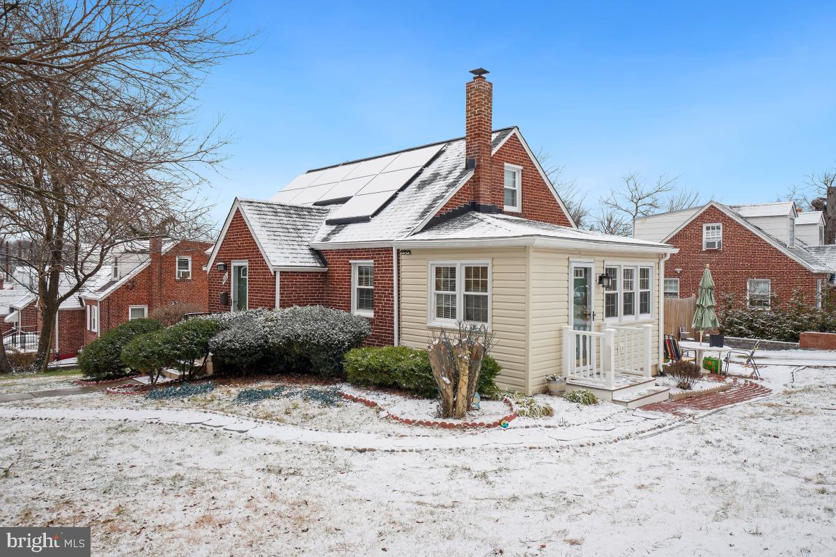 812 Cox Ave
