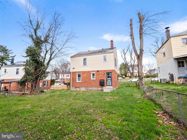 1607 Amherst Road