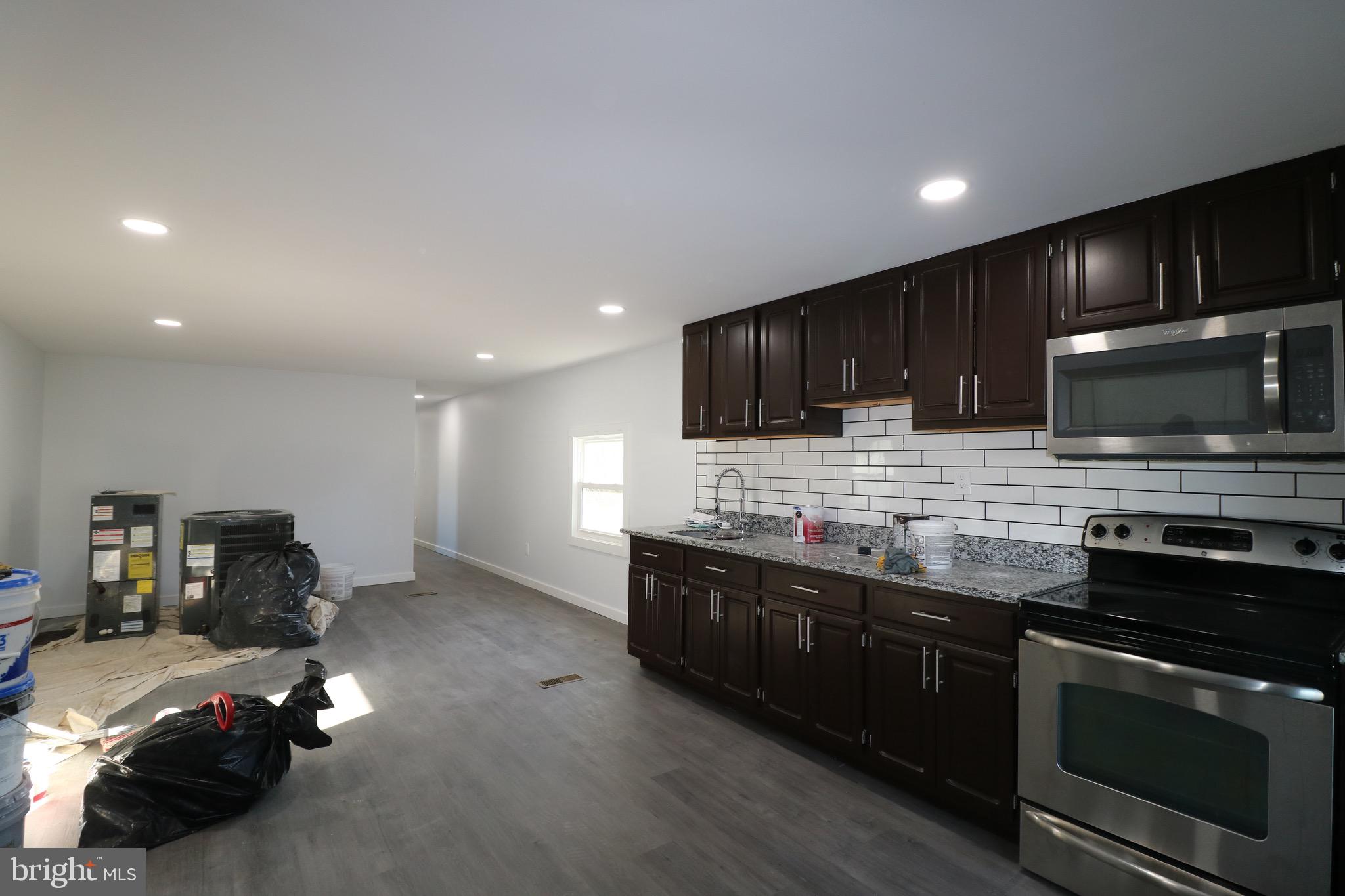 9505 EUGENIA PARK ST