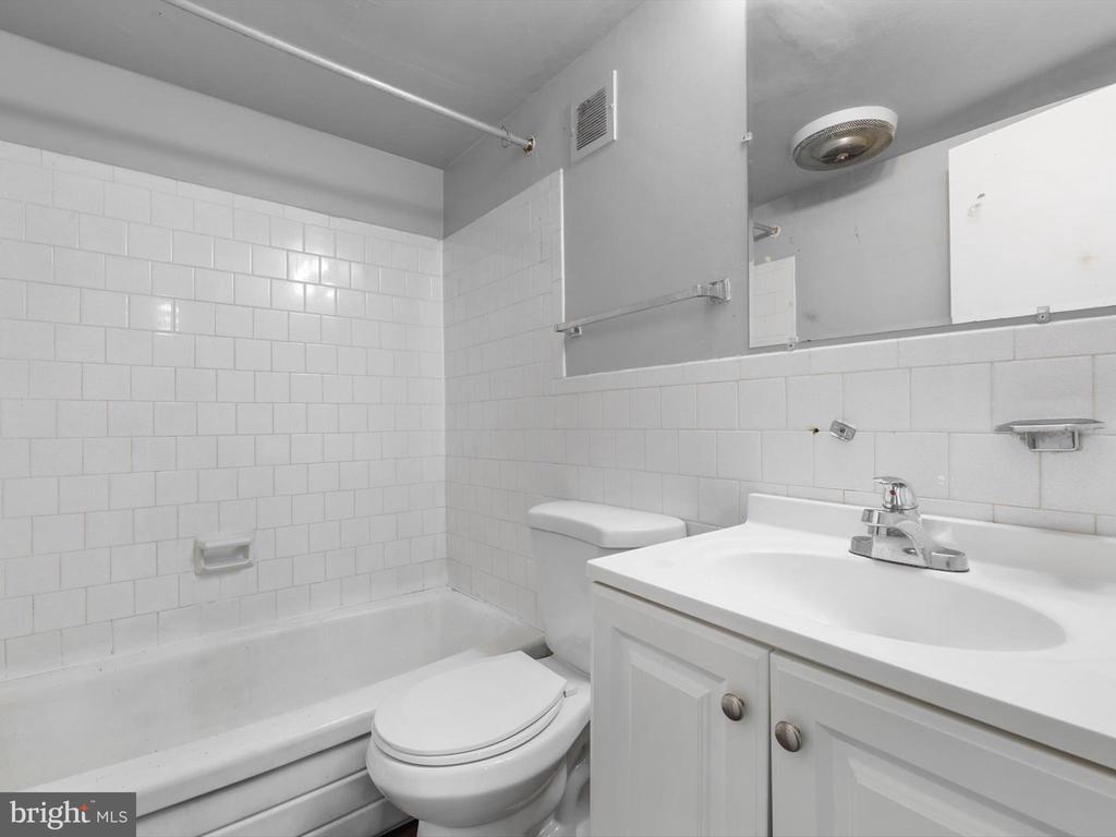 1826 METZEROTT ROAD 103