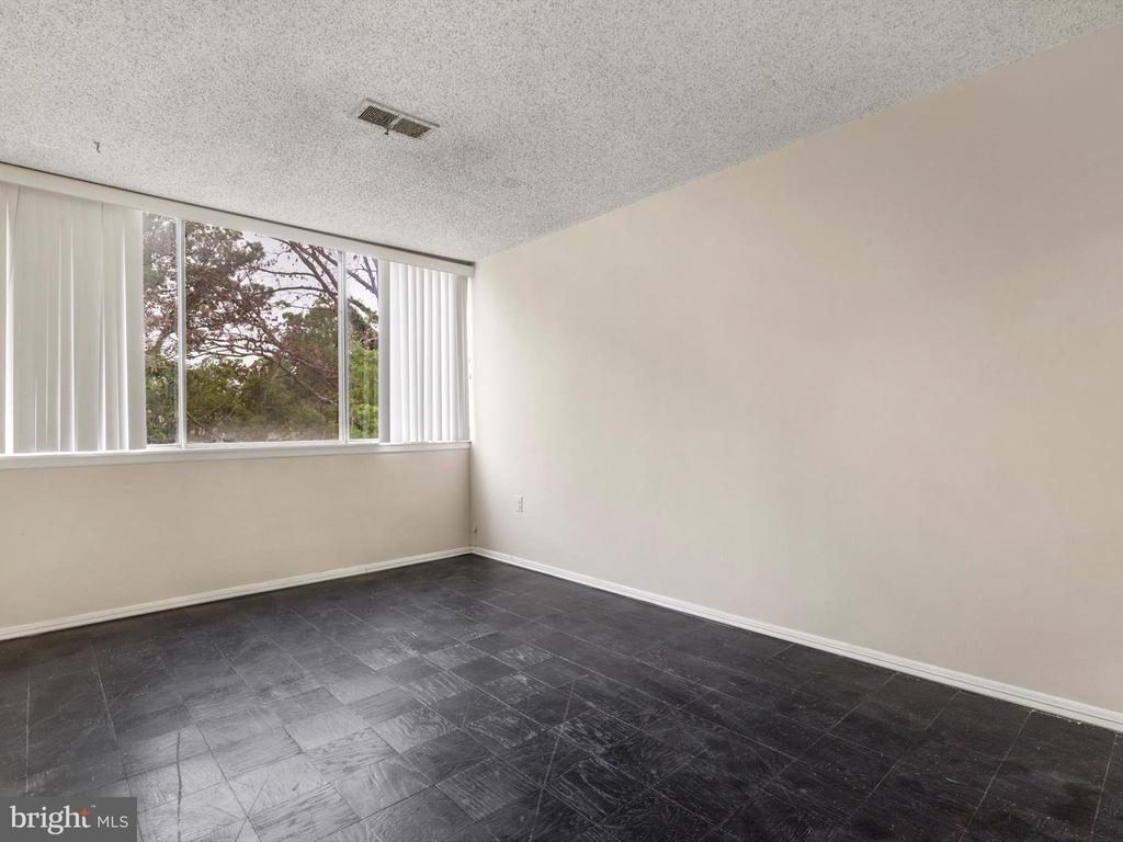1826 METZEROTT ROAD 103