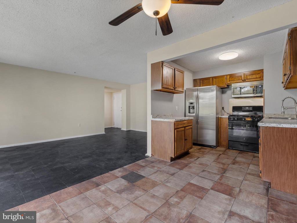 1826 METZEROTT ROAD 103