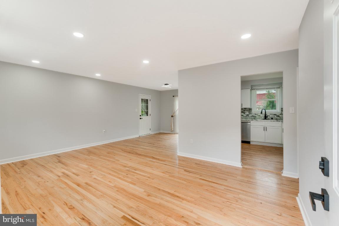 8205 Steve Dr