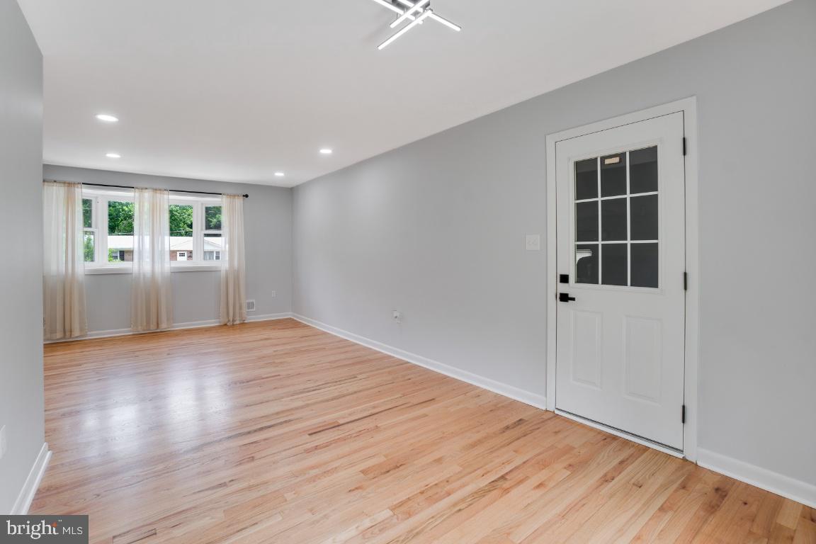 8205 Steve Dr