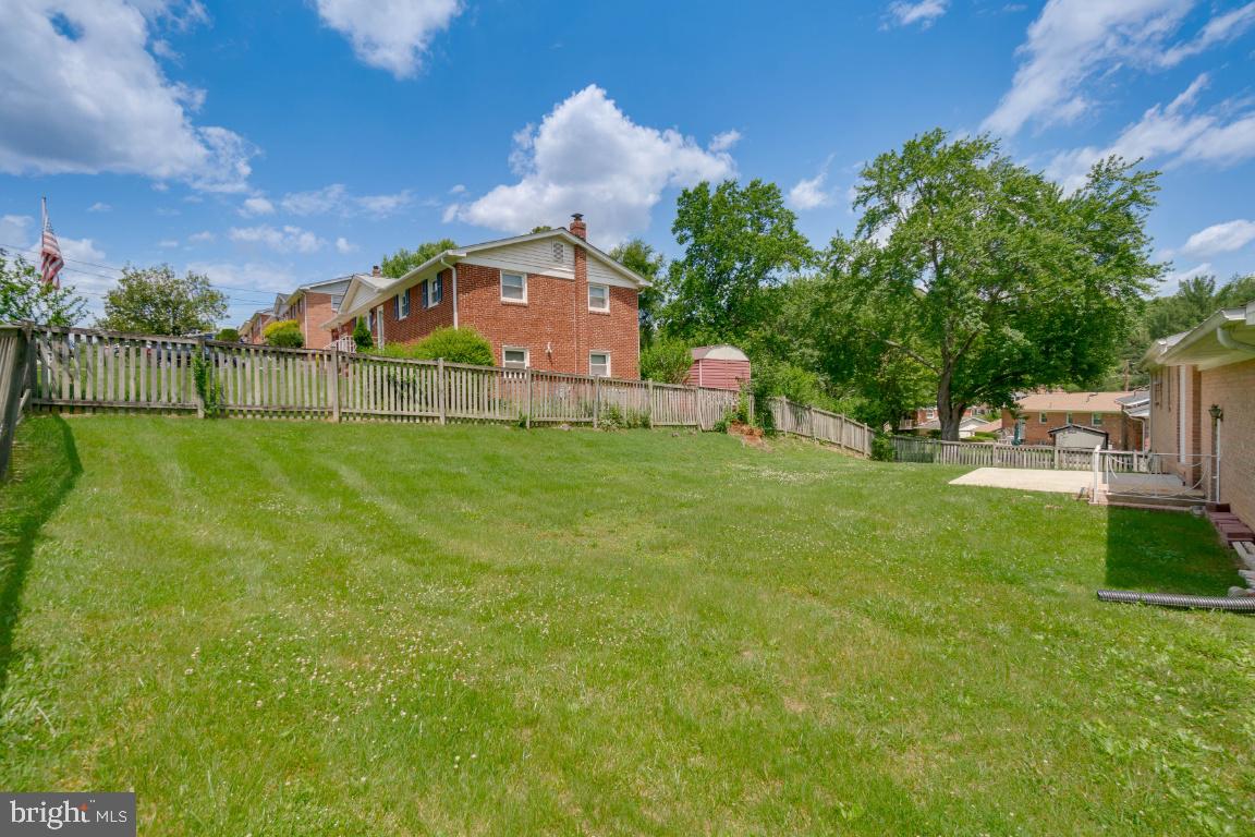 8205 Steve Dr