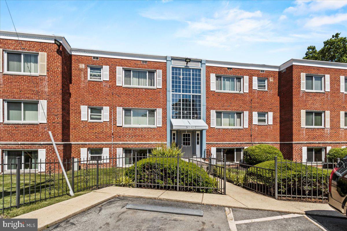 3839 HAMILTON STREET K-102