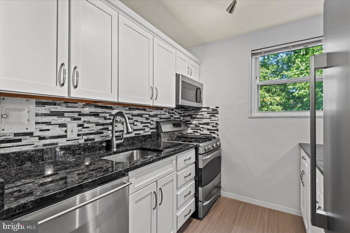 3839 HAMILTON STREET K-102