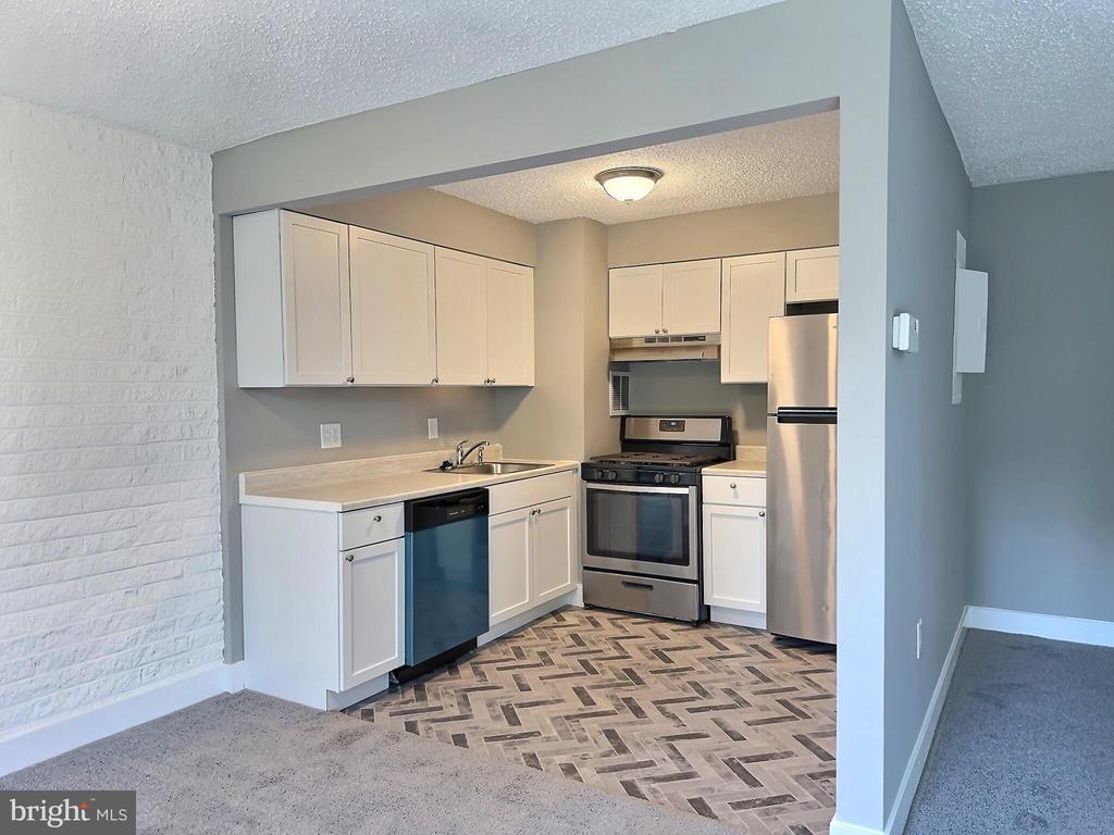 1826 METZEROTT ROAD B-4
