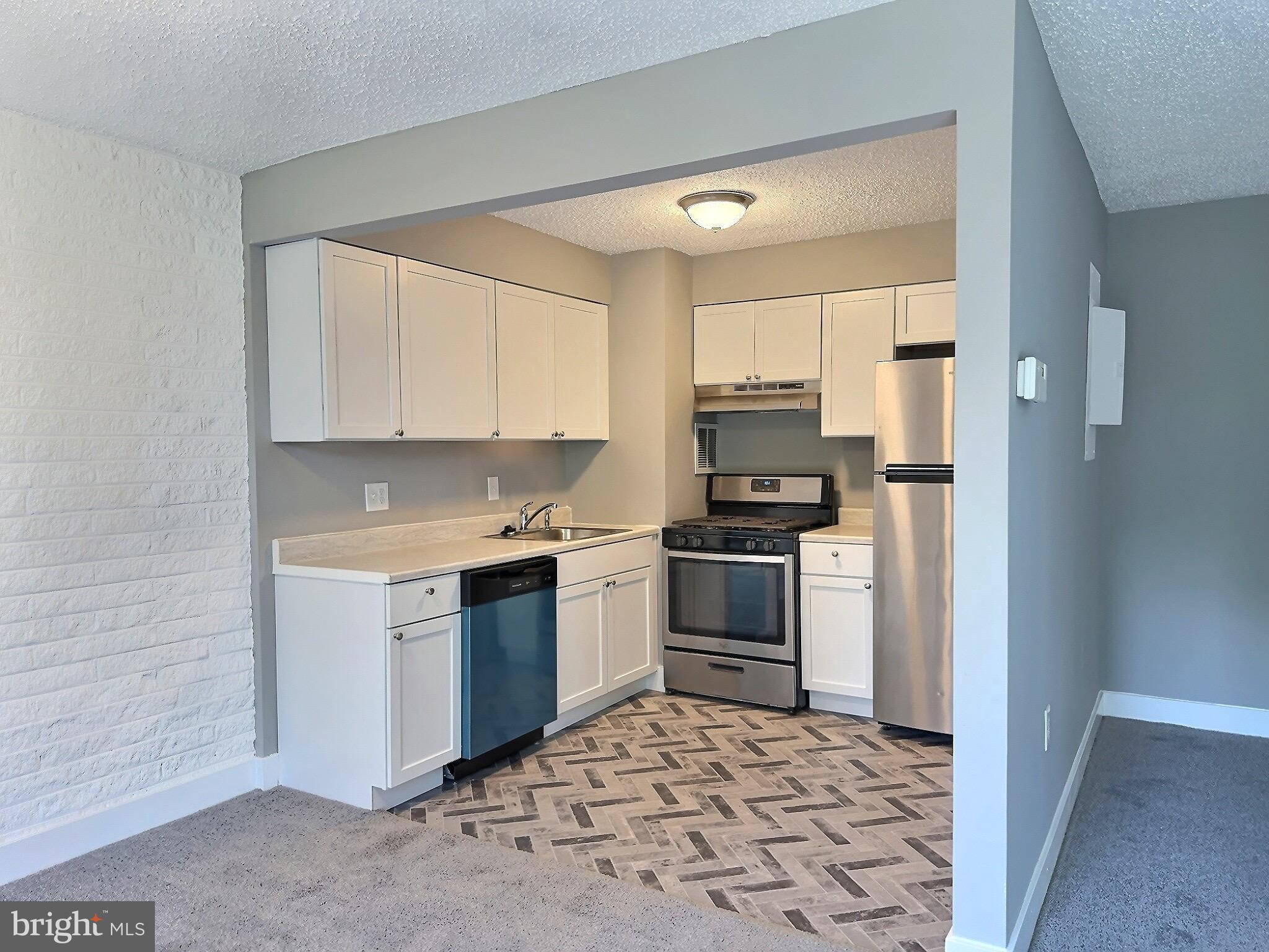 1826 METZEROTT ROAD B-4