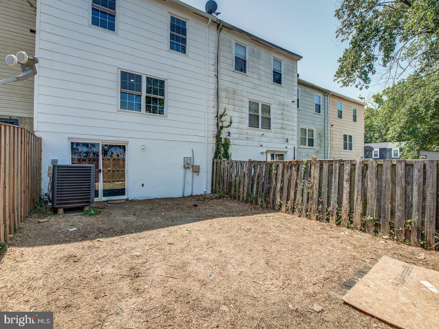 7222 Wood Hollow Ter