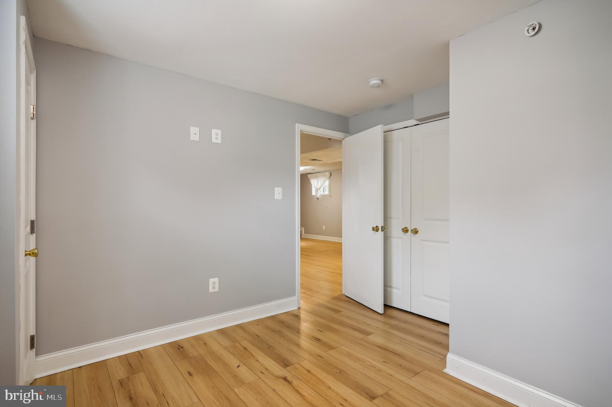 6 Norair Ave