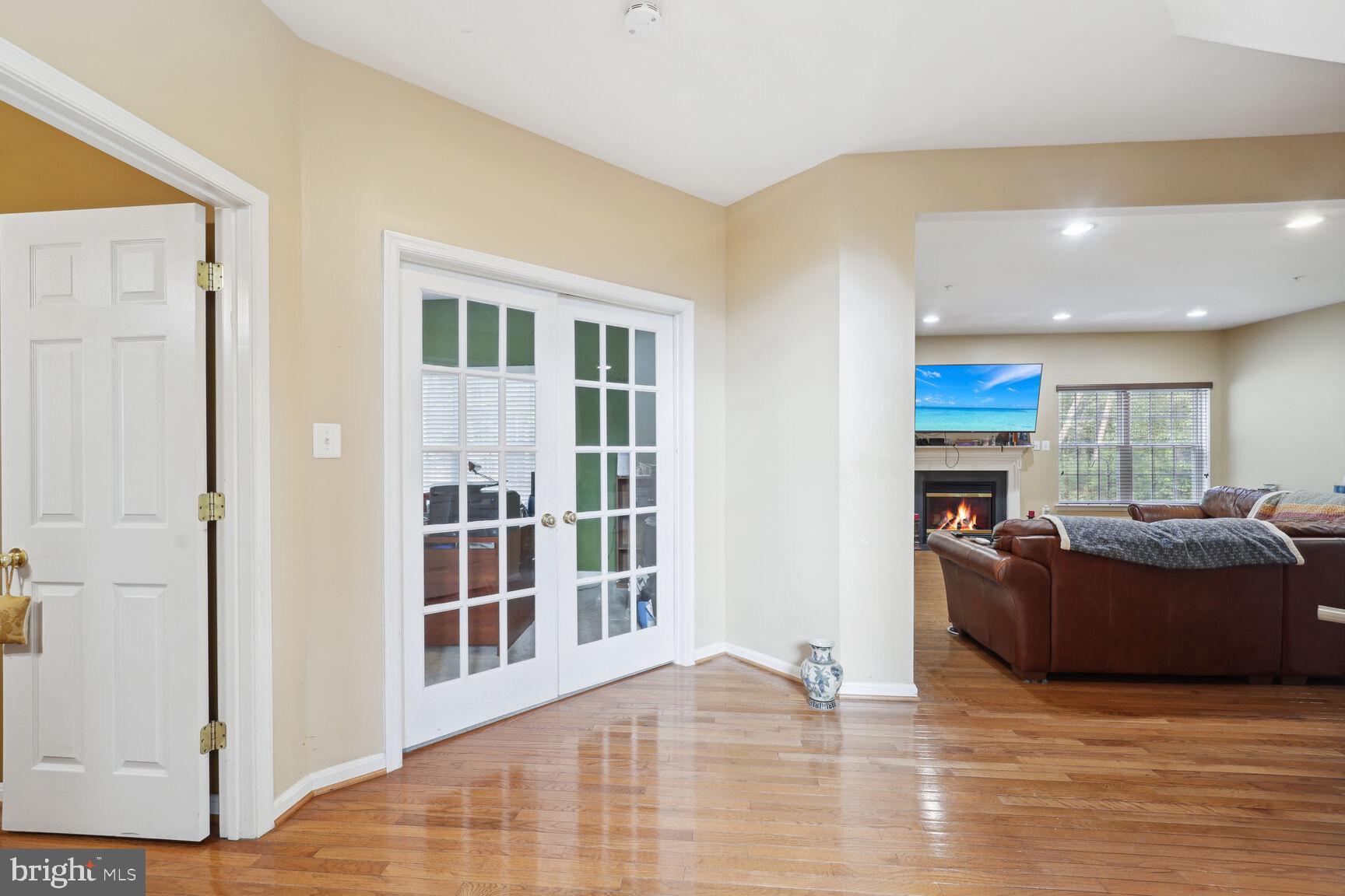 12101 Westlock Pl