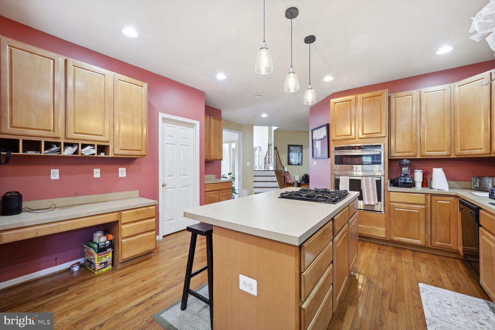 12101 Westlock Pl