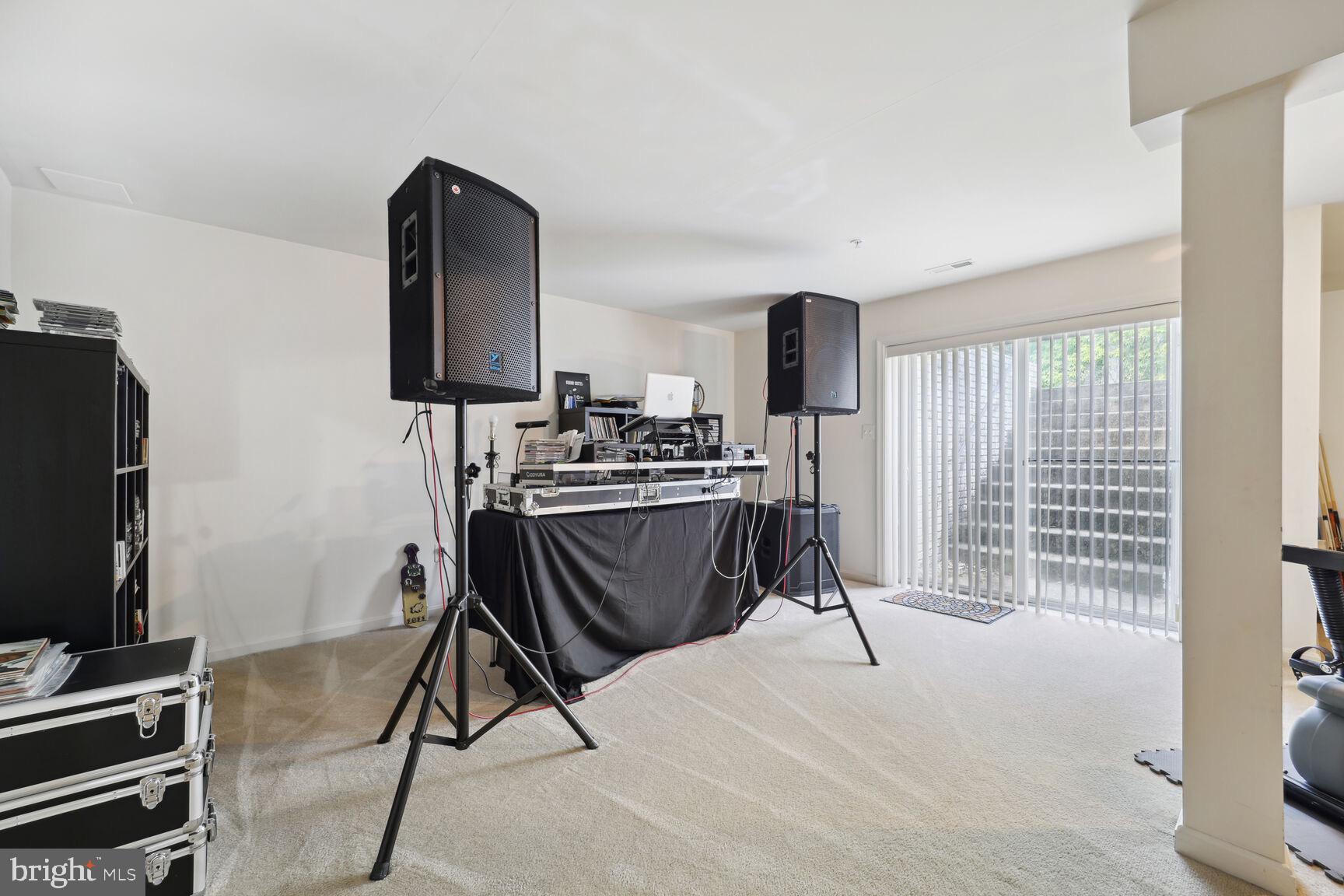12101 Westlock Pl