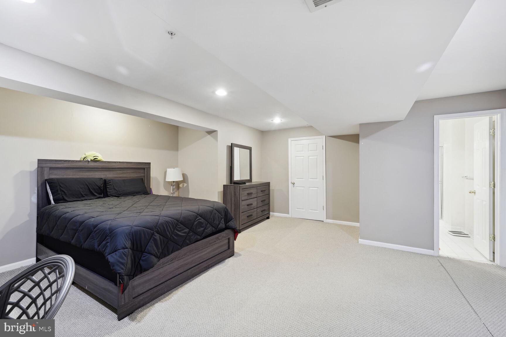 12101 Westlock Pl
